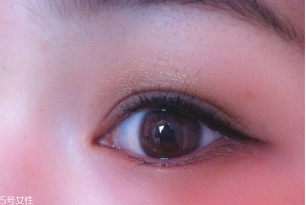 內(nèi)雙如何畫(huà)眼線(xiàn)圖解 內(nèi)雙如何畫(huà)好內(nèi)眼線(xiàn)