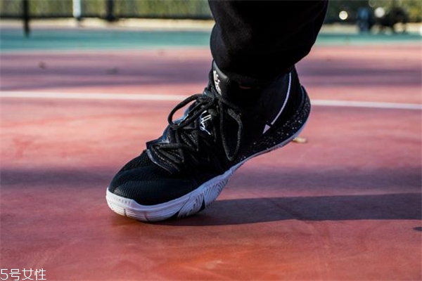 nike kyrie 5歐文5實(shí)戰(zhàn)測評 不能錯過的上腳報(bào)告