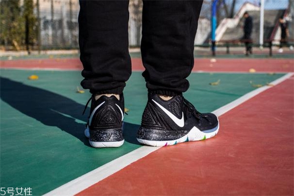 nike kyrie 5歐文5實(shí)戰(zhàn)測評 不能錯過的上腳報(bào)告