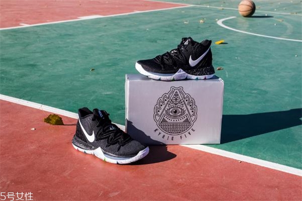 nike kyrie 5歐文5實(shí)戰(zhàn)測評 不能錯過的上腳報(bào)告