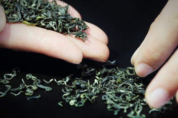 綠茶是清茶嗎 是兩個(gè)類(lèi)別