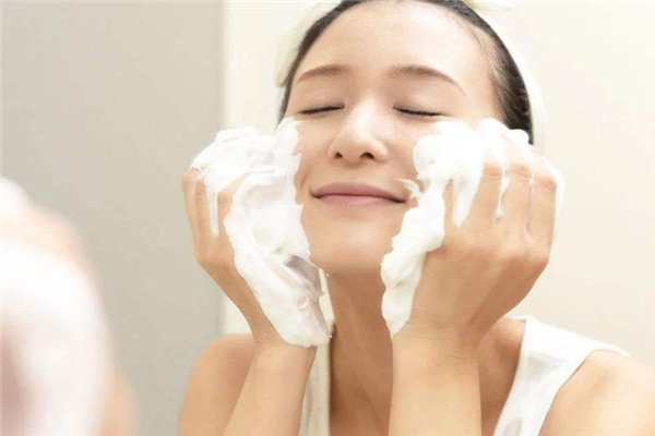 解決女性手腳冰冷、緩經(jīng)痛必吃8大食材