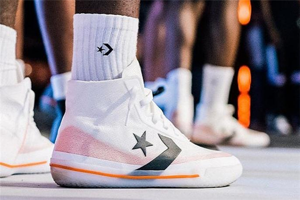 匡威all star pro bb多少錢(qián) 匡威籃球鞋價(jià)格