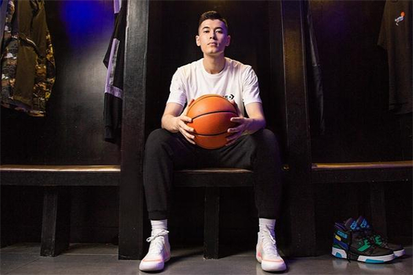 匡威all star pro bb多少錢(qián) 匡威籃球鞋價(jià)格