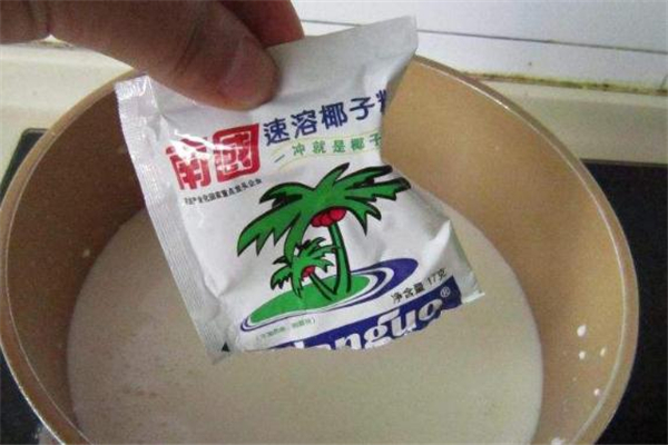 經(jīng)常喝椰子粉會(huì)胖嗎 晚上喝椰子粉會(huì)長胖嗎