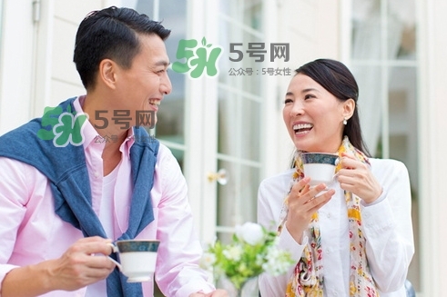 老公出軌一定要離婚嗎？如何挽救婚姻危機(jī)？