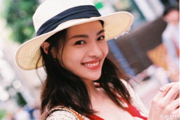 怎么讓男朋友越來(lái)越愛我 跟男朋友相處的技巧