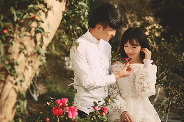 現(xiàn)男友為什么會(huì)問(wèn)與前男友分手原因 現(xiàn)男友不能釋懷前男友怎么辦 