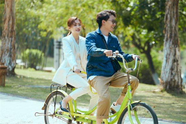 兩個(gè)人在一起久了什么感受 兩個(gè)人在一起久了會膩嗎