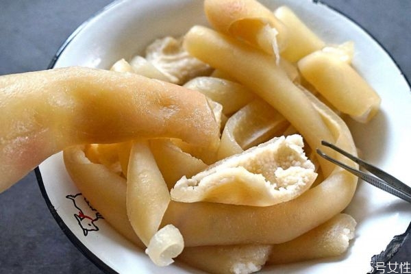 豬皮的熱量高嗎 吃豬皮會(huì)長胖嗎