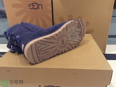 ugg是什么牌子？ugg雪地靴真假辨別圖對(duì)比