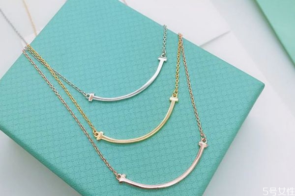 蒂芙尼笑臉項鏈?zhǔn)鞘裁床馁|(zhì) tiffany笑臉項鏈價格
