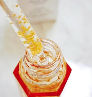 精華油有什么功效？三大功效拯救中年少女問題肌