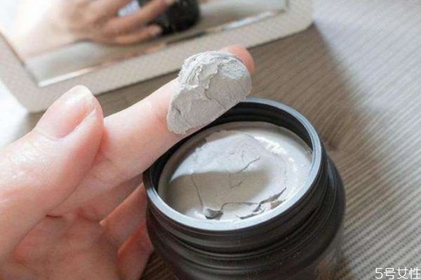 經常用清潔面膜的壞處 為什么不能經常用清潔面膜