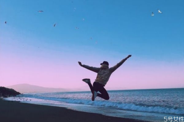 老婆鬧離婚買(mǎi)什么禮物 鬧離婚如何哄媳婦
