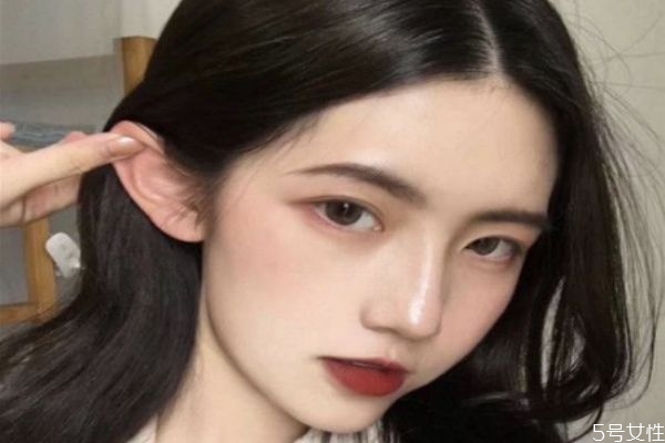 發(fā)質不好燙發(fā)要怎么辦 燙過的頭發(fā)還能再燙嗎