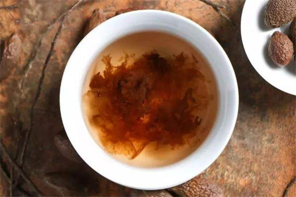 胖大?？梢蕴焯旌葐?胖大海隔夜還能喝嗎
