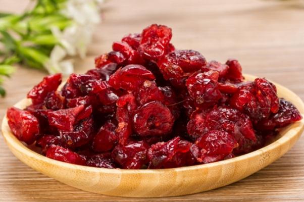 蔓越莓干會(huì)上火嗎 蔓越莓干會(huì)引起過(guò)敏嗎